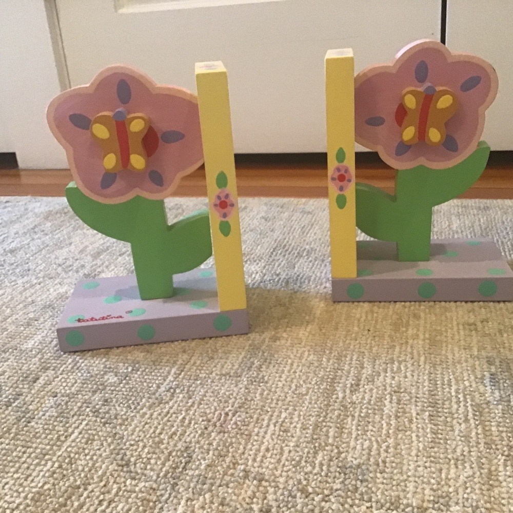 Cute flower book ends